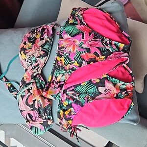 Kenneth Cole Reaction Floral Bandeau Bikini Top and Two Matching Bottoms